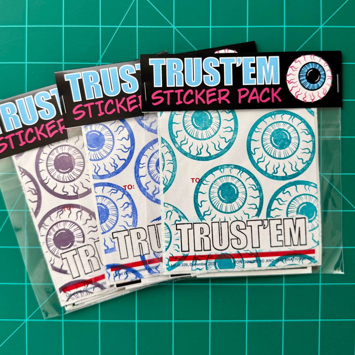 TRUST’EM Sticker Pack